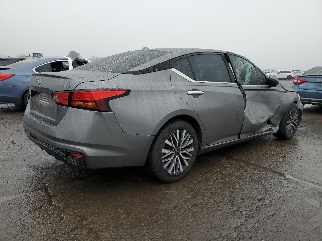 2023 Nissan Altima Sv - Фото 3