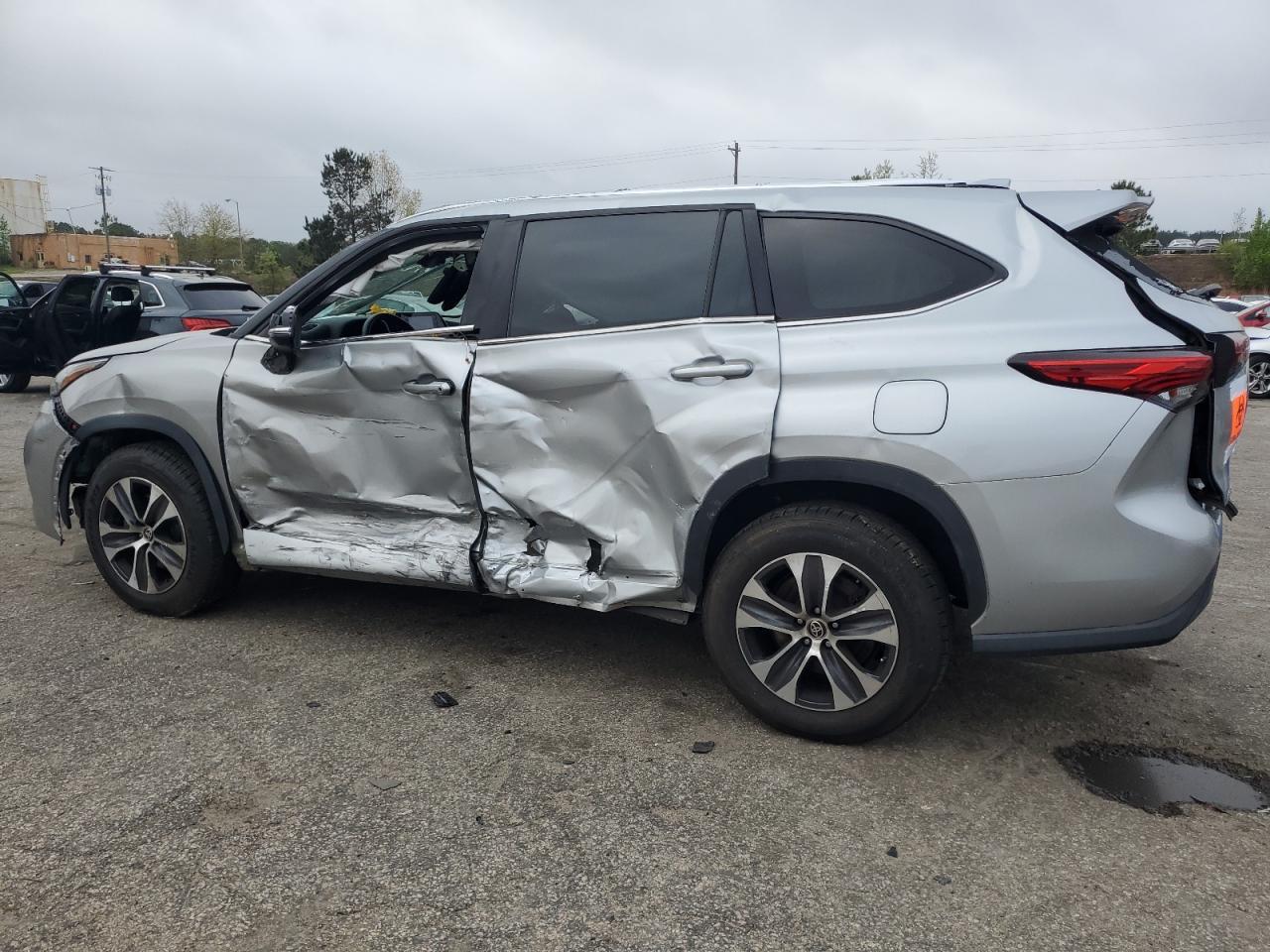2020 Toyota Highlander Xle - Фото 2