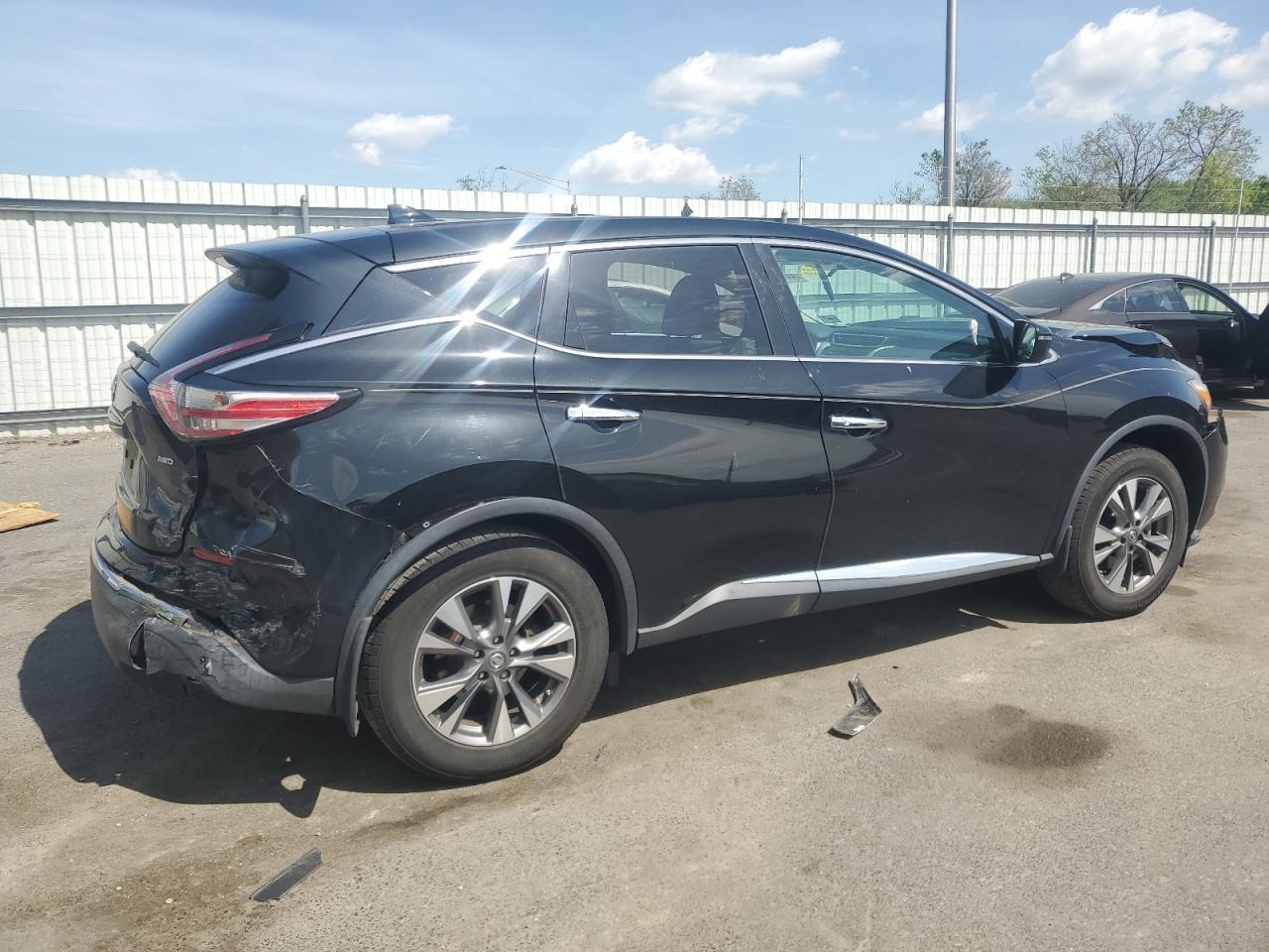 2016 Nissan Murano S - Image 3