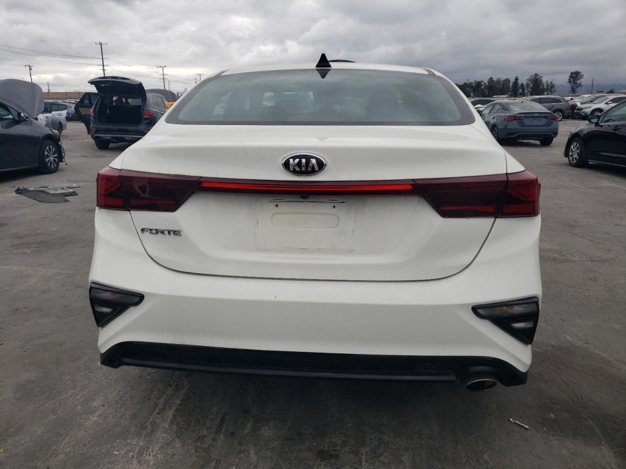 2021 Kia Forte Fe - Image 6