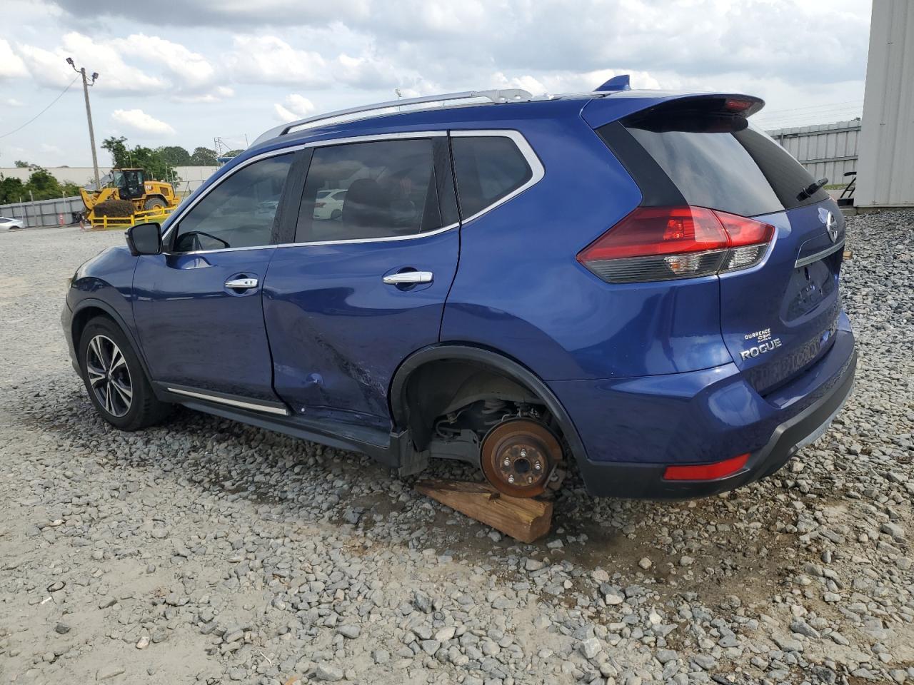 2018 Nissan Rogue S - Фото 2