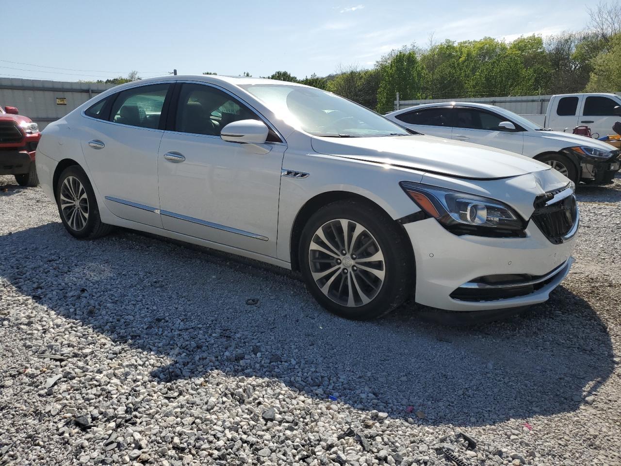 2018 Buick Lacrosse Premium - Фото 4