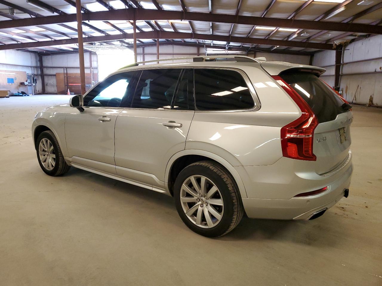 2019 Volvo Xc90 T6 Momentum - Image 2