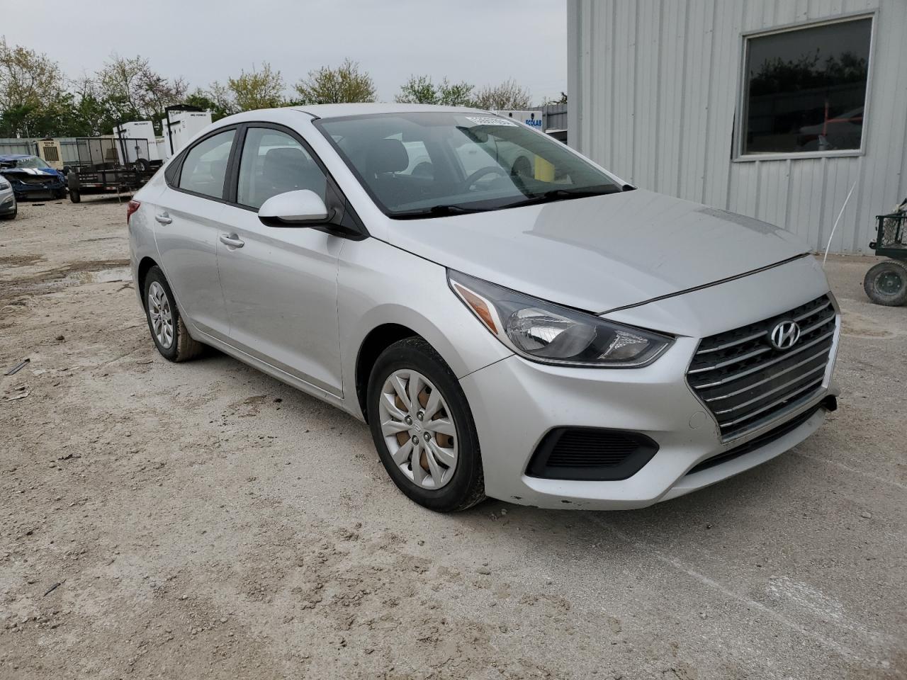 2019 Hyundai Accent Se - Image 4