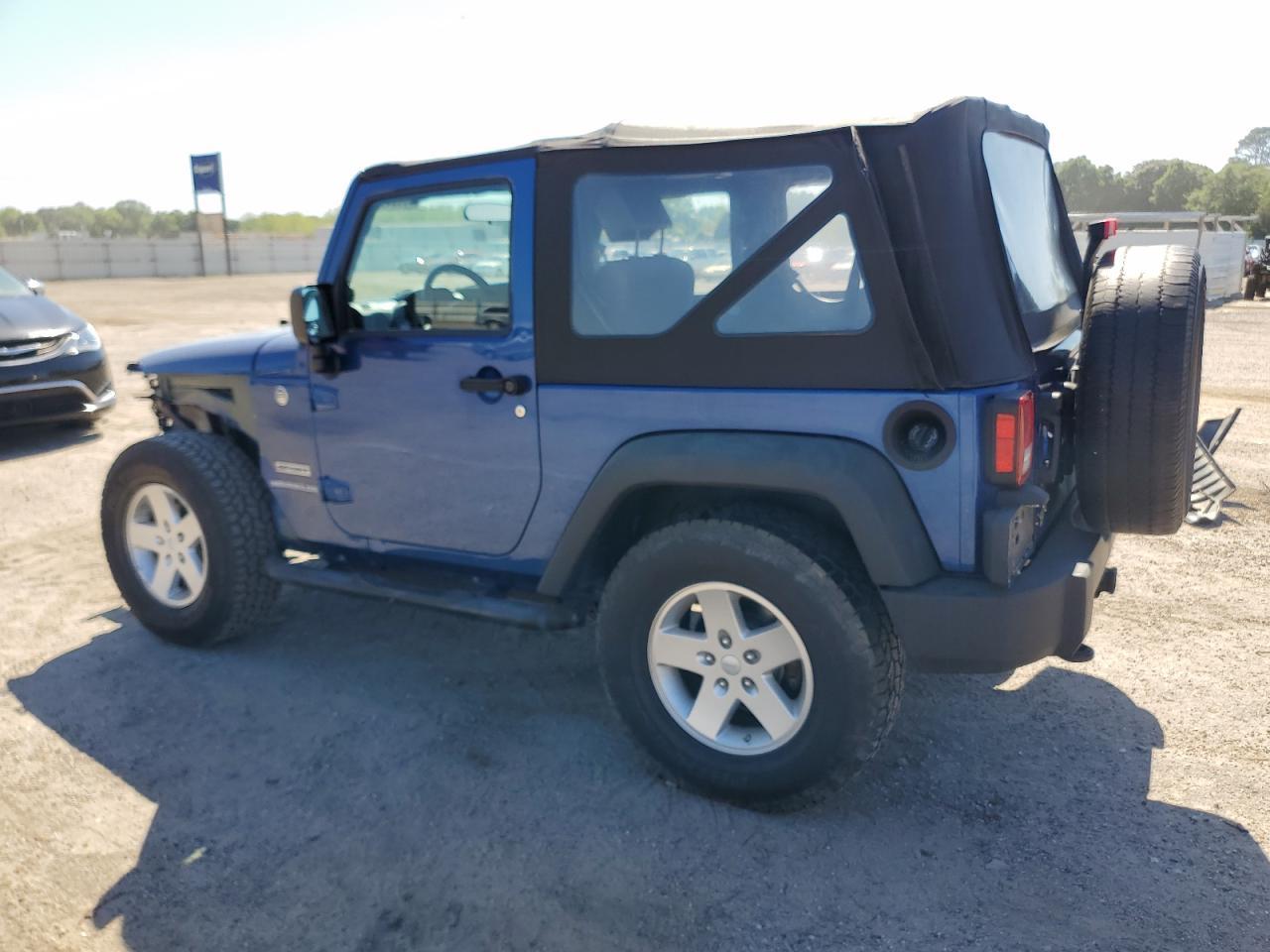 2010 Jeep Wrangler Sport - Фото 2