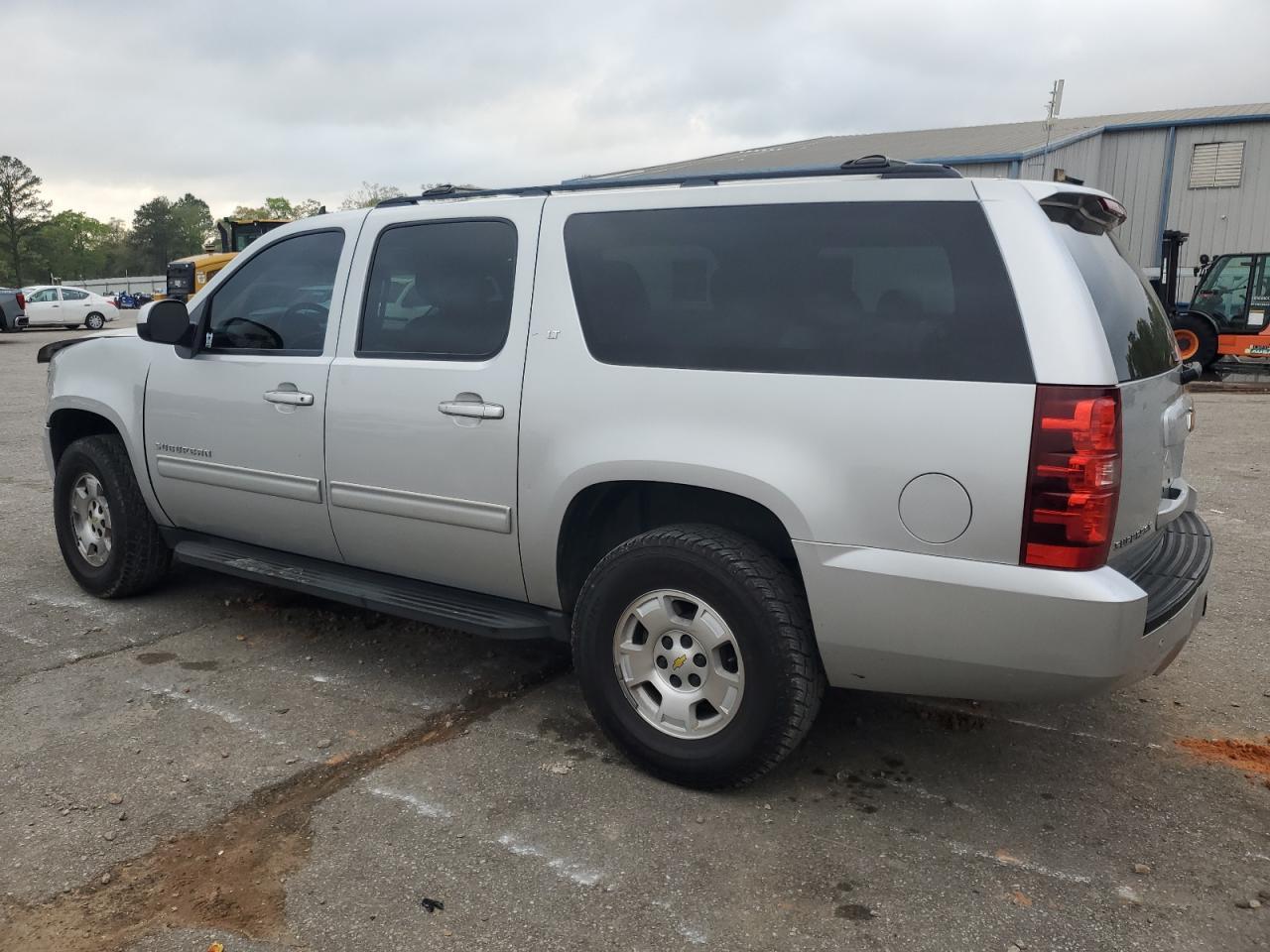 2012 Chevrolet Suburban C1500 Lt - Фото 2