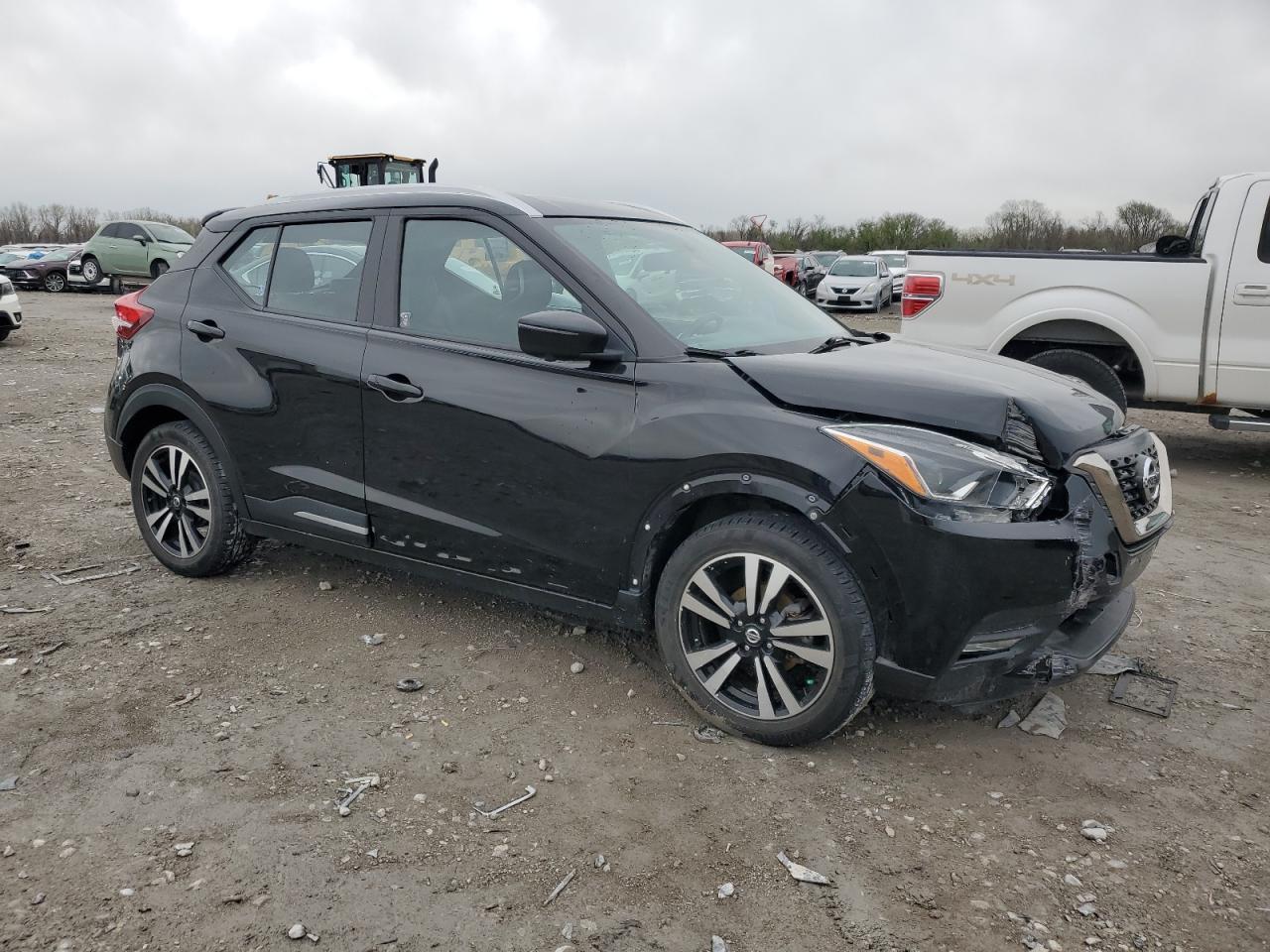 2019 Nissan Kicks S - Image 4