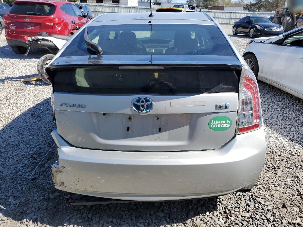 2014 Toyota Prius - Фото 6