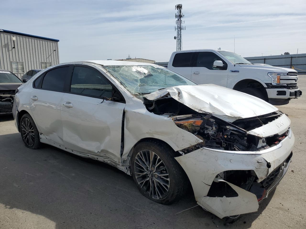 2024 Kia Forte Gt Line - Фото 4