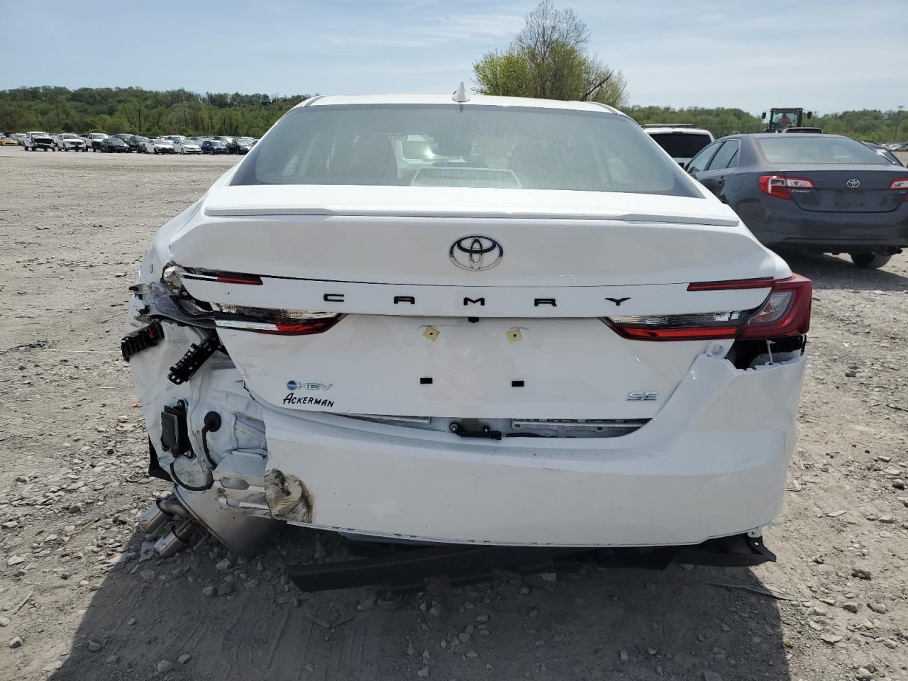 2025 Toyota Camry Xse - Image 6