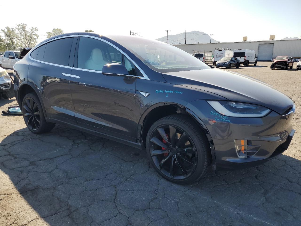 2016 Tesla Model X - Image 4