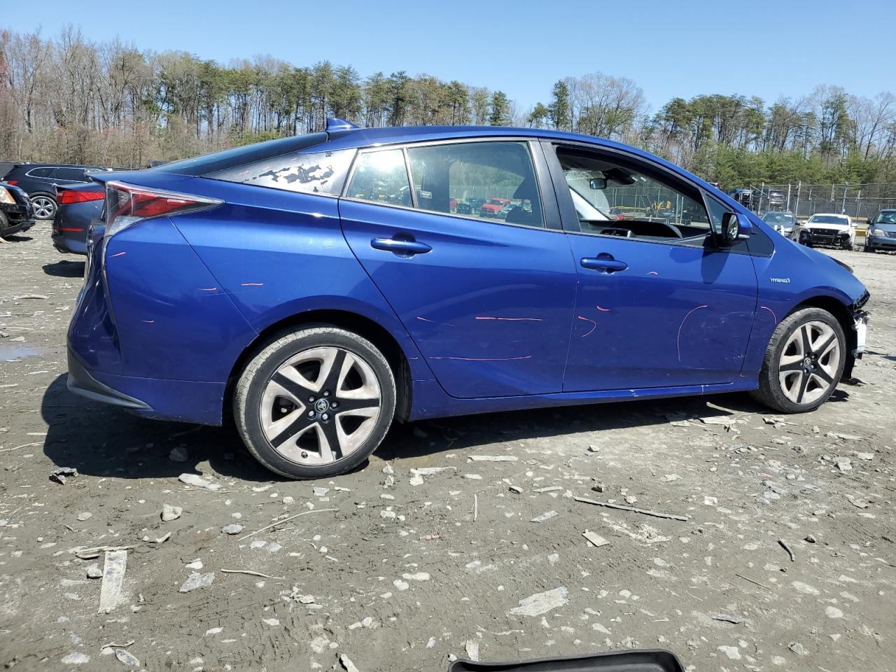 2016 Toyota Prius - Image 3