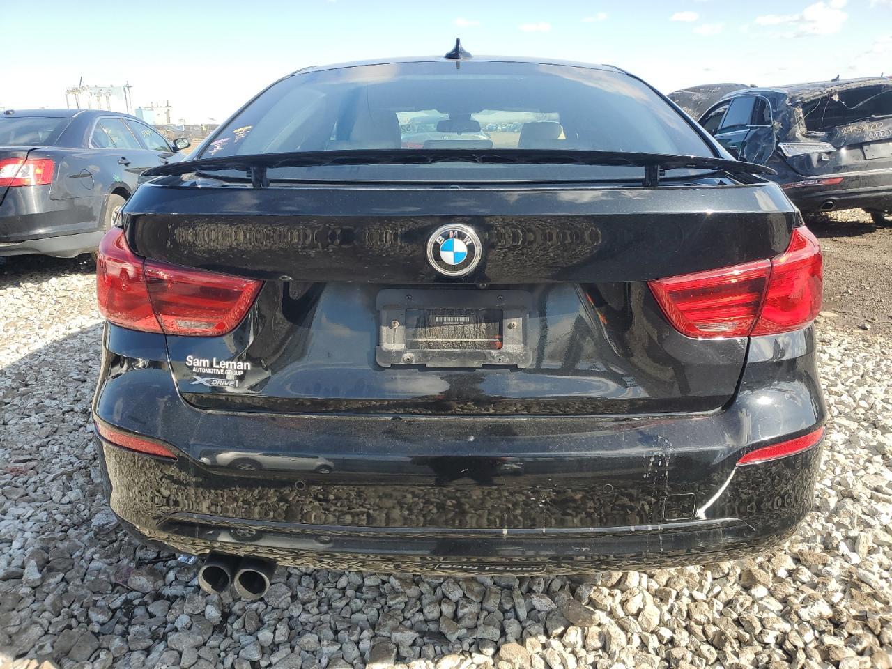 2017 BMW 330 Xigt - Фото 6