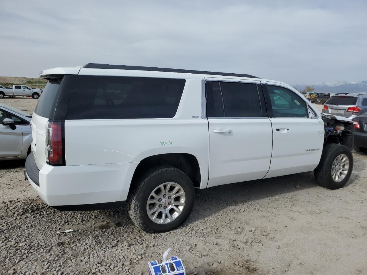2016 GMC Yukon Xl K1500 Slt - Фото 3