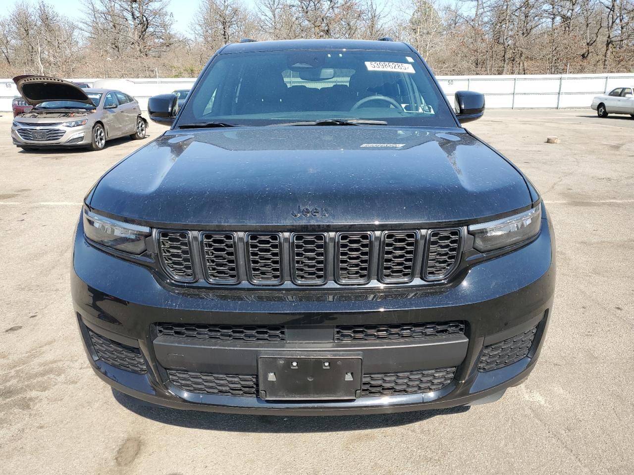 2024 Jeep Grand Cherokee L Laredo - Image 5