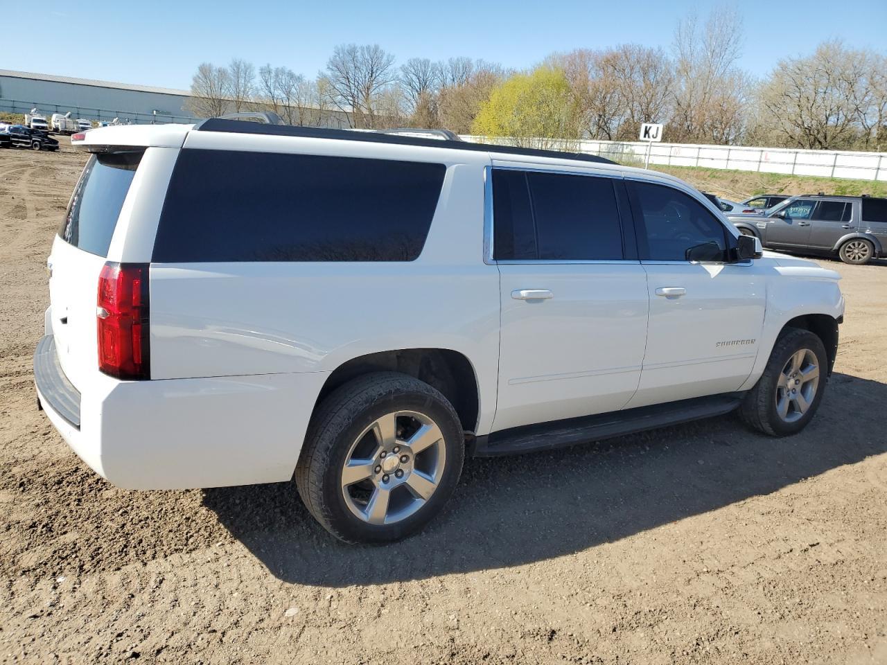 2018 Chevrolet Suburban K1500 Ls - Image 3