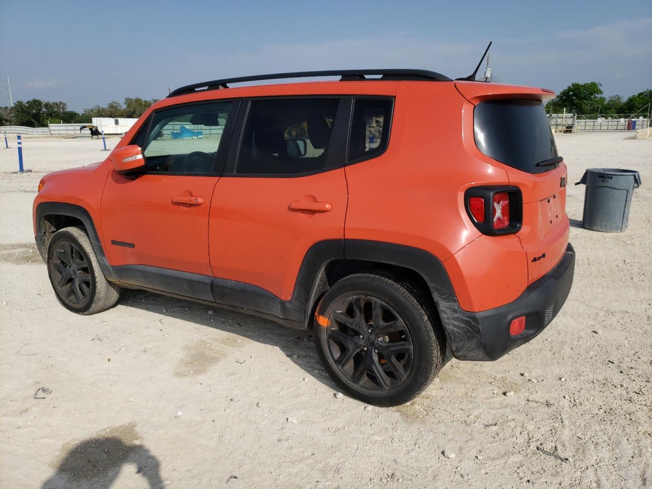 2017 Jeep Renegade Latitude - Фото 2