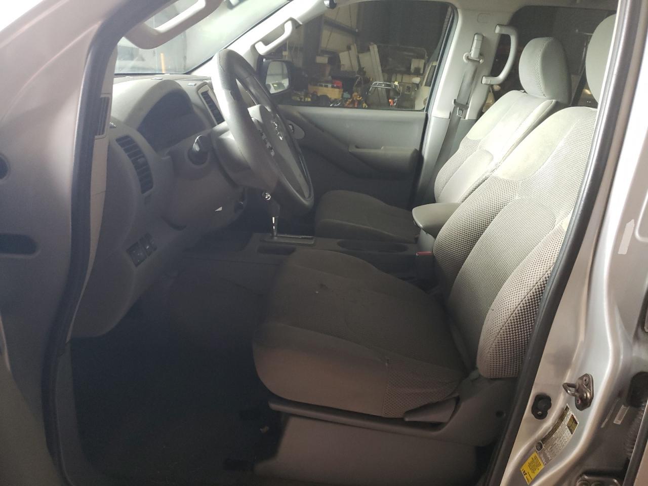 2013 Nissan Frontier S - Фото 7