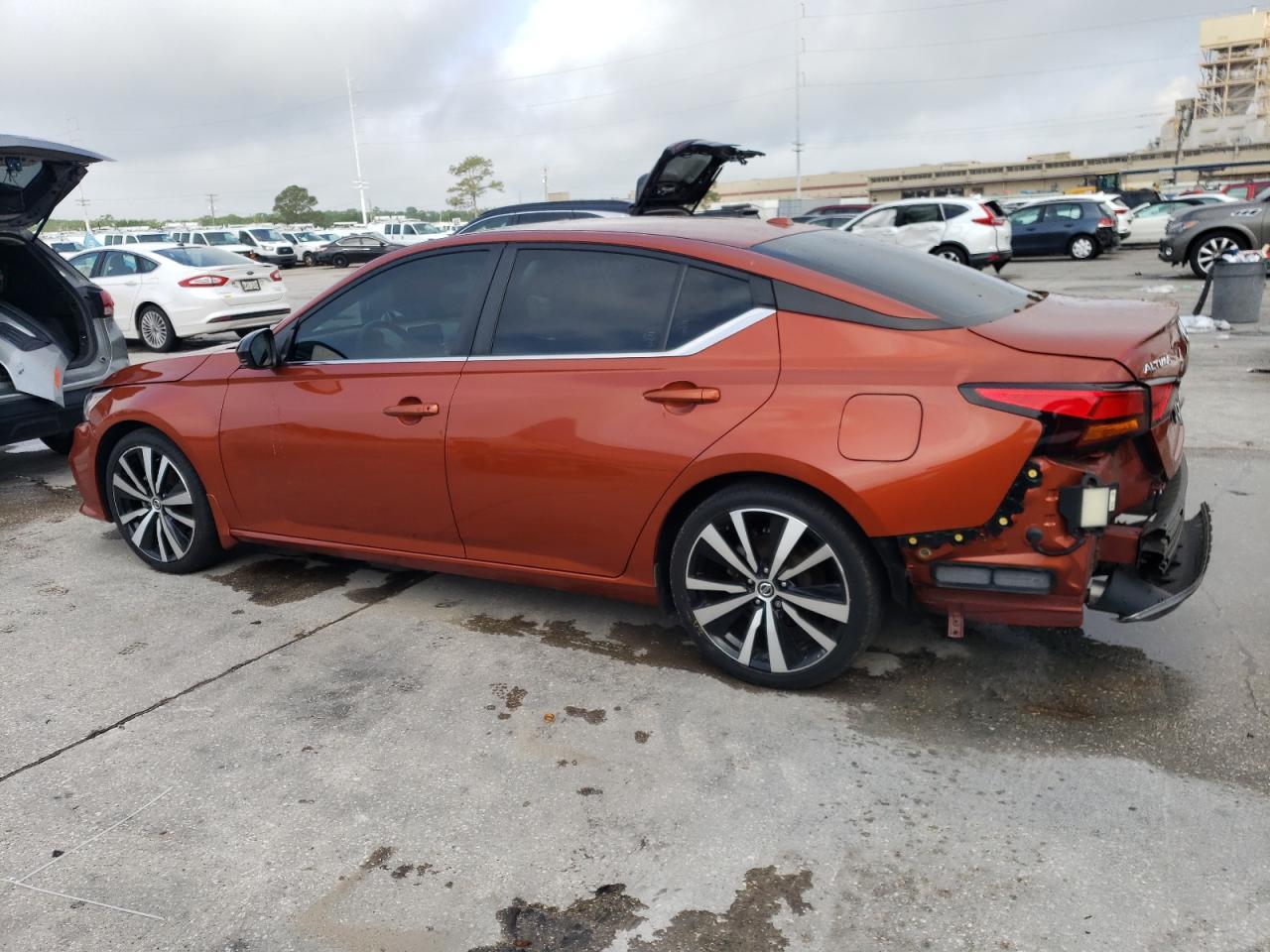 2019 Nissan Altima Sr - Image 2