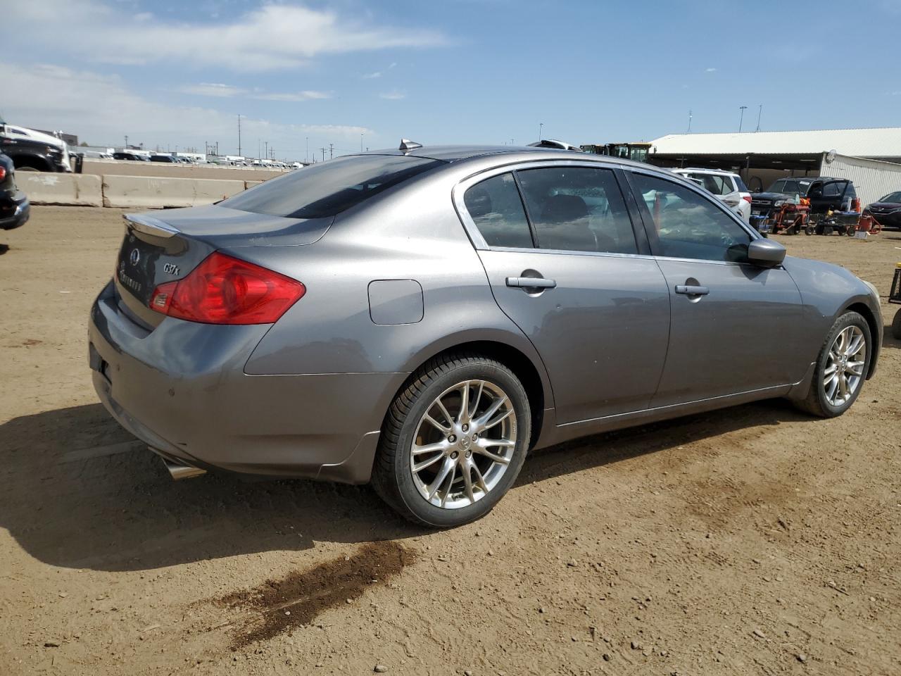 2012 Infiniti G37 - Фото 3