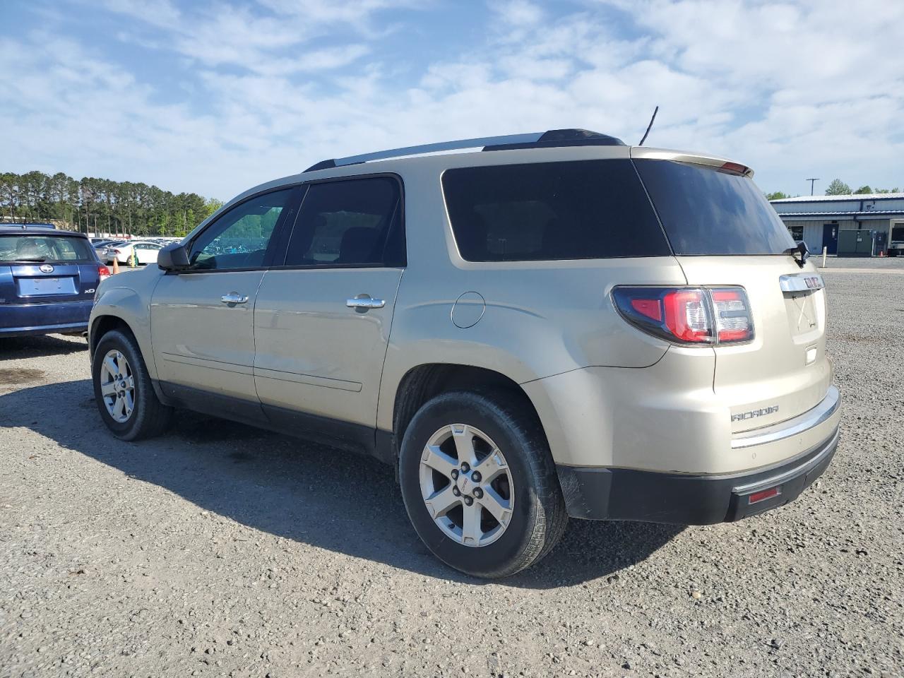 2015 GMC Acadia Sle - Image 2