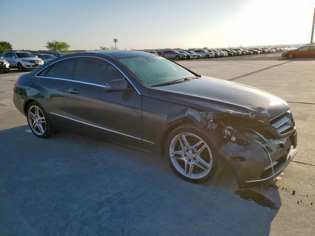 2013 Mercedes-Benz E 350 4Matic - Фото 4