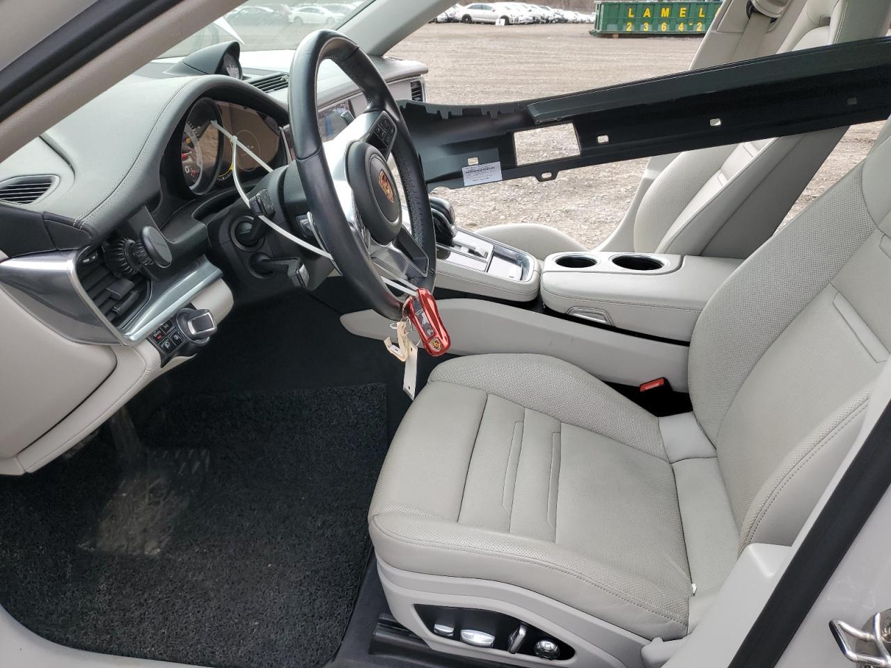 2019 Porsche Panamera Base - Image 7
