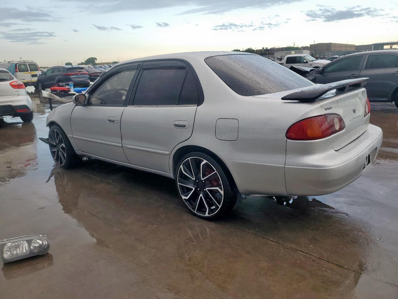 2002 Toyota Corolla Ce - Фото 2