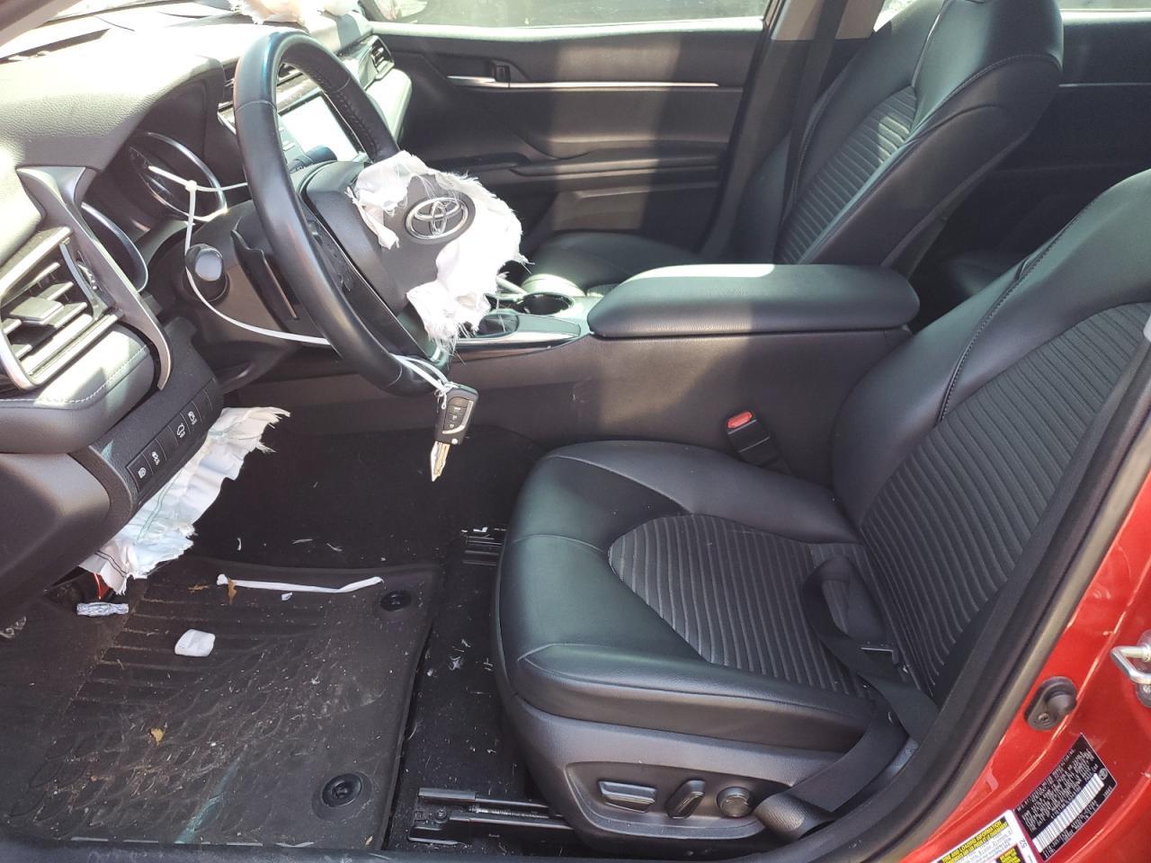 2020 Toyota Camry Se - Image 7