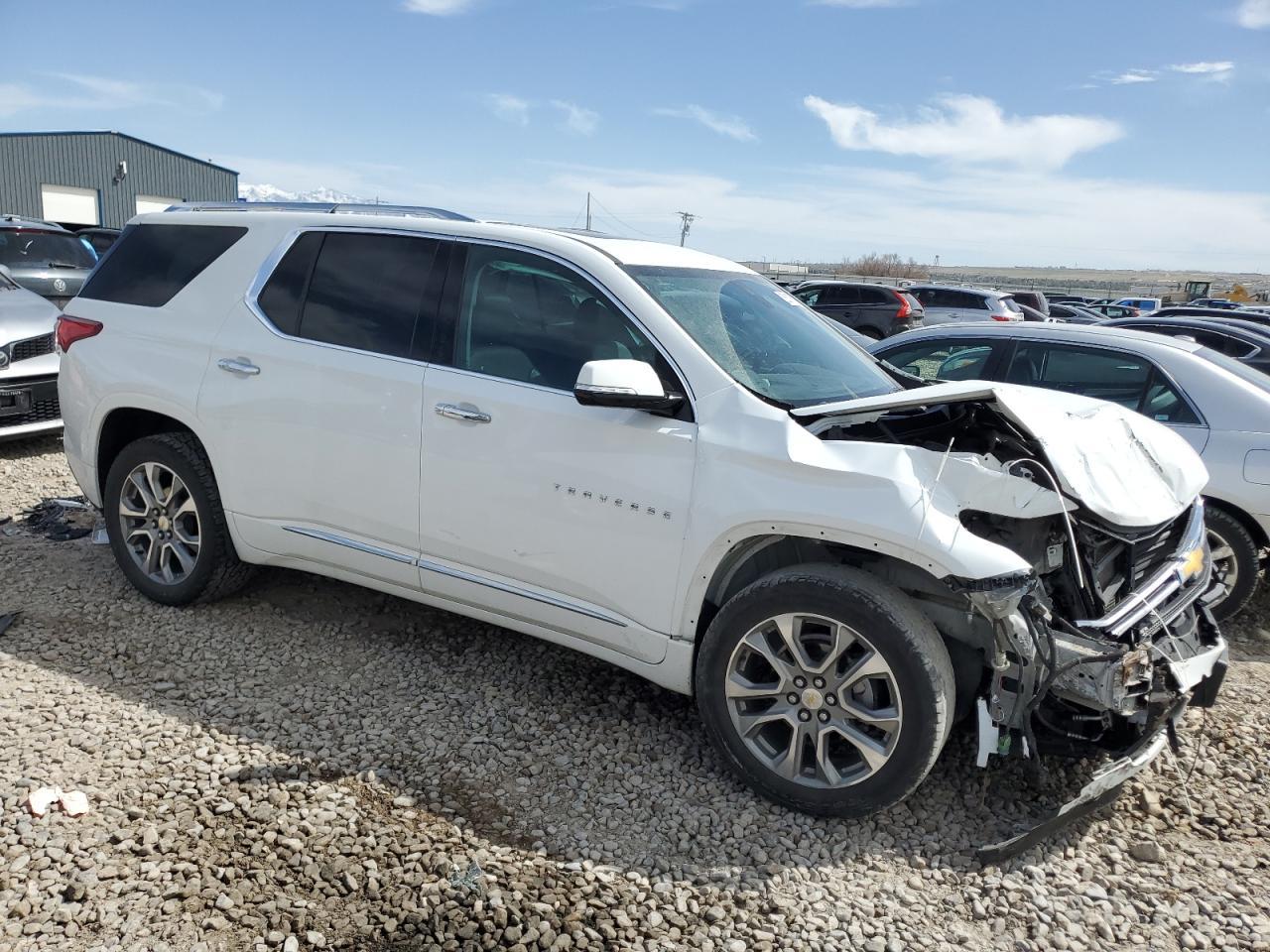 2019 Chevrolet Traverse Premier - Фото 4