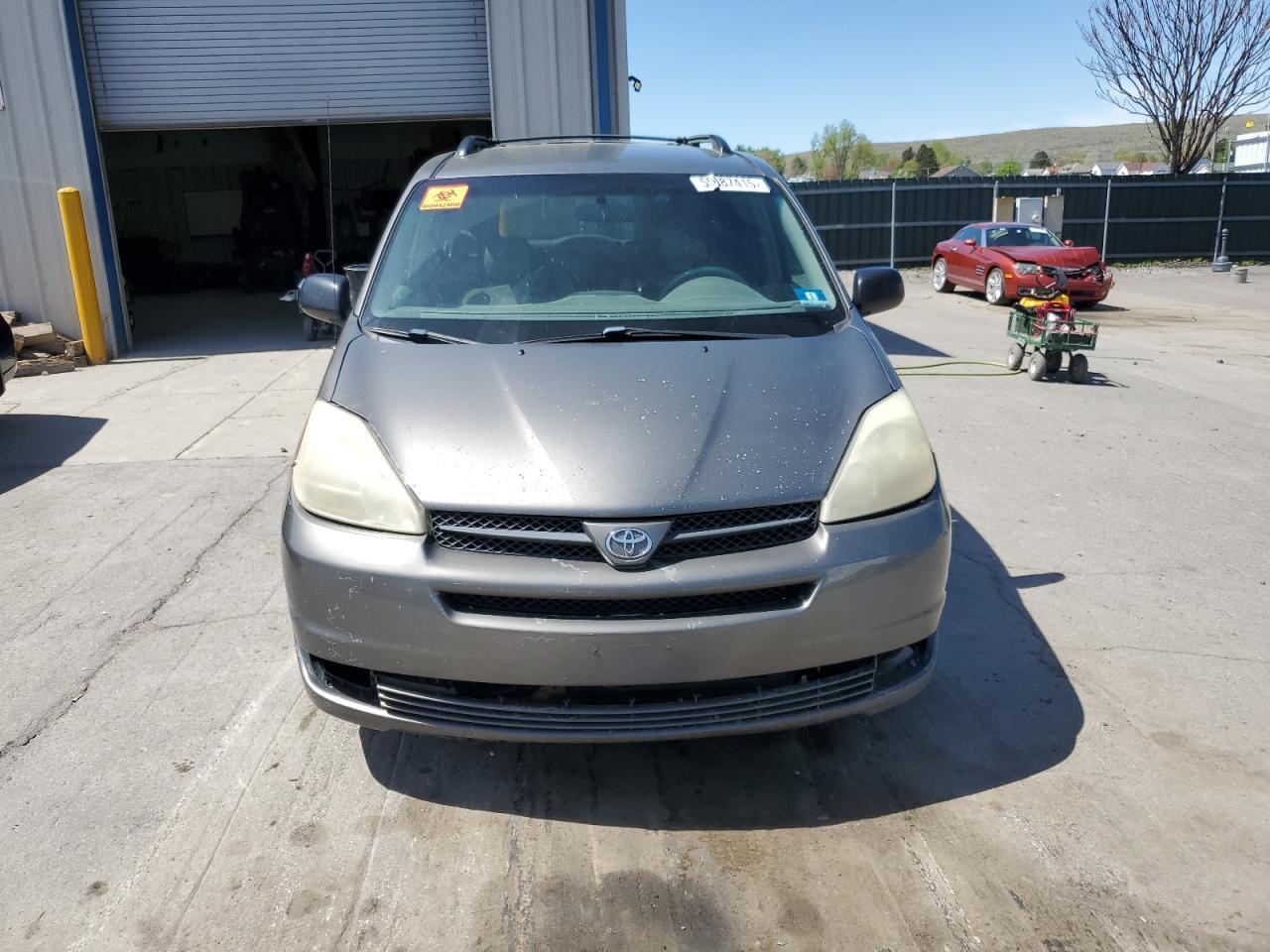 2005 Toyota Sienna - Фото 5