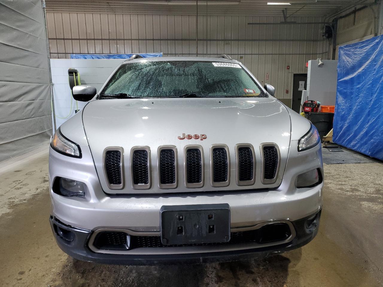 2016 Jeep Cherokee Latitude - Фото 5