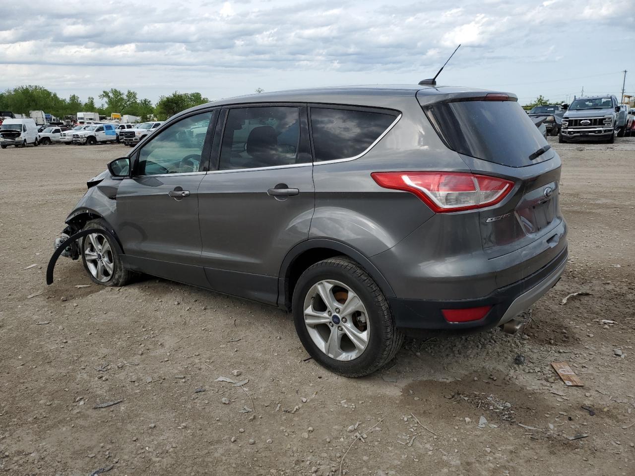 2014 Ford Escape Se - Фото 2