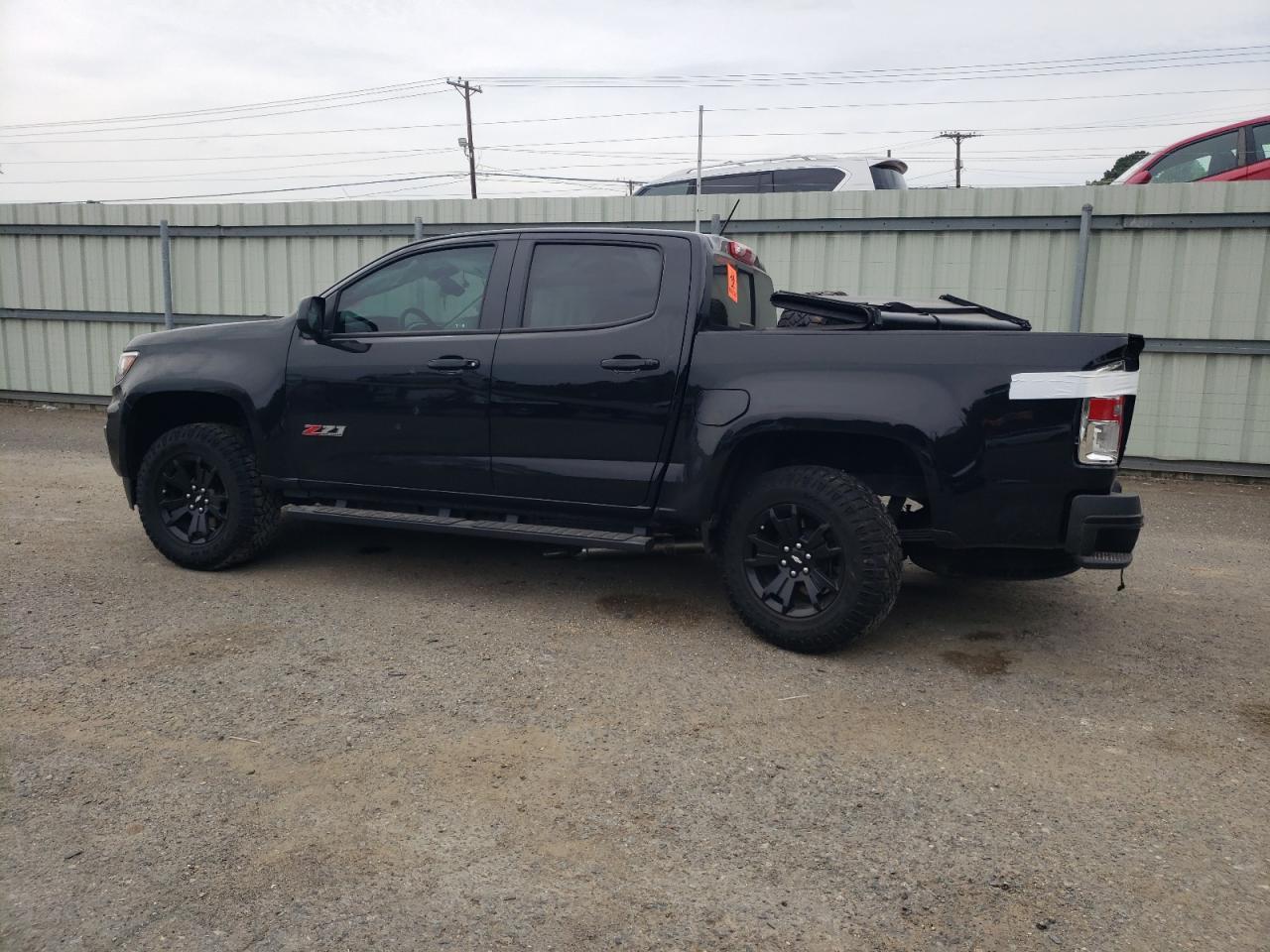 2022 Chevrolet Colorado Z71 - Фото 2
