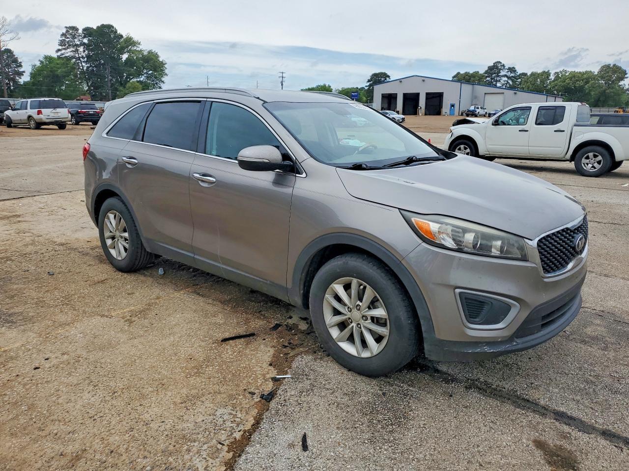 2017 Kia Sorento Lx - Image 4