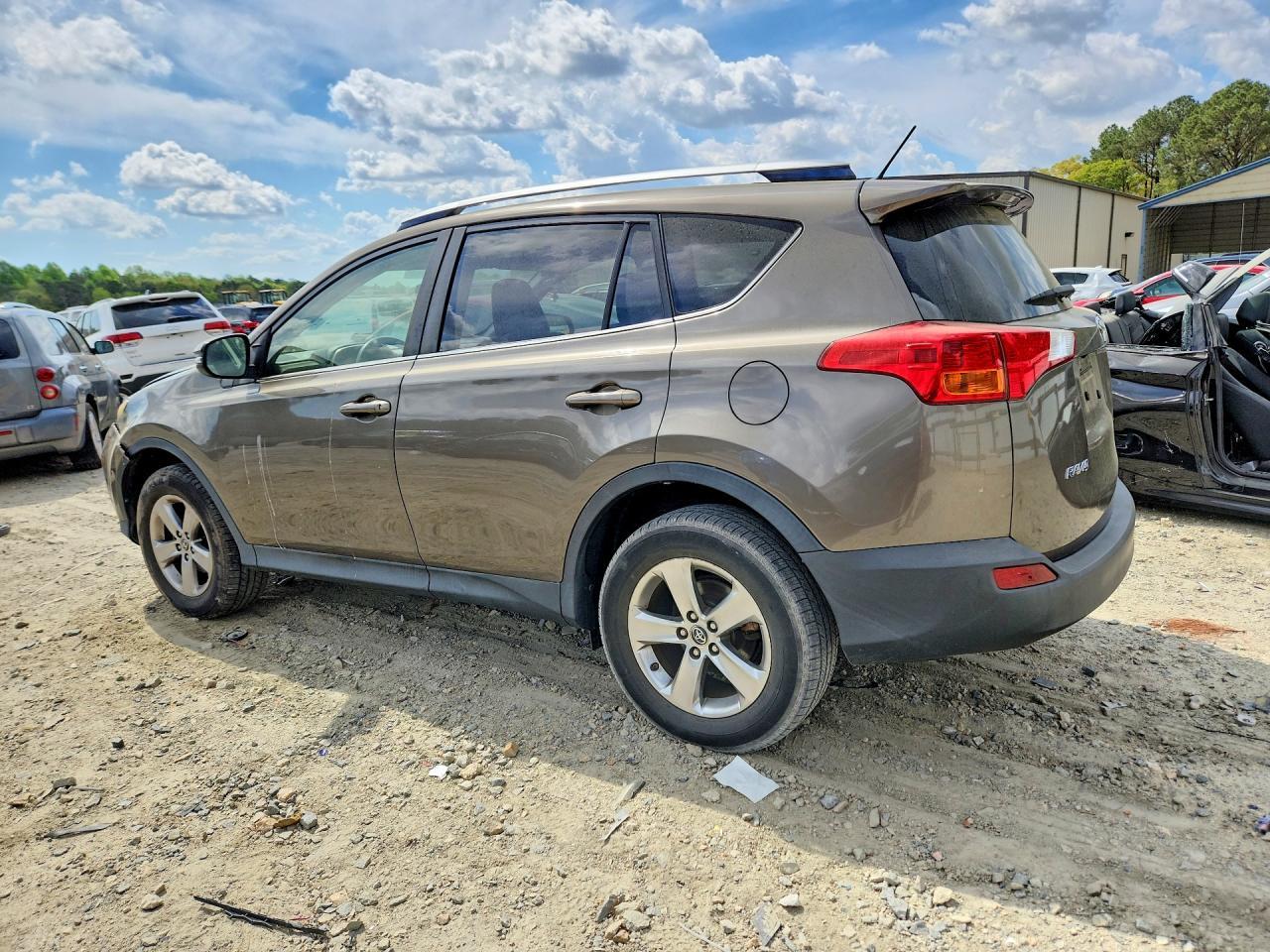 2015 Toyota Rav4 Xle - Фото 2