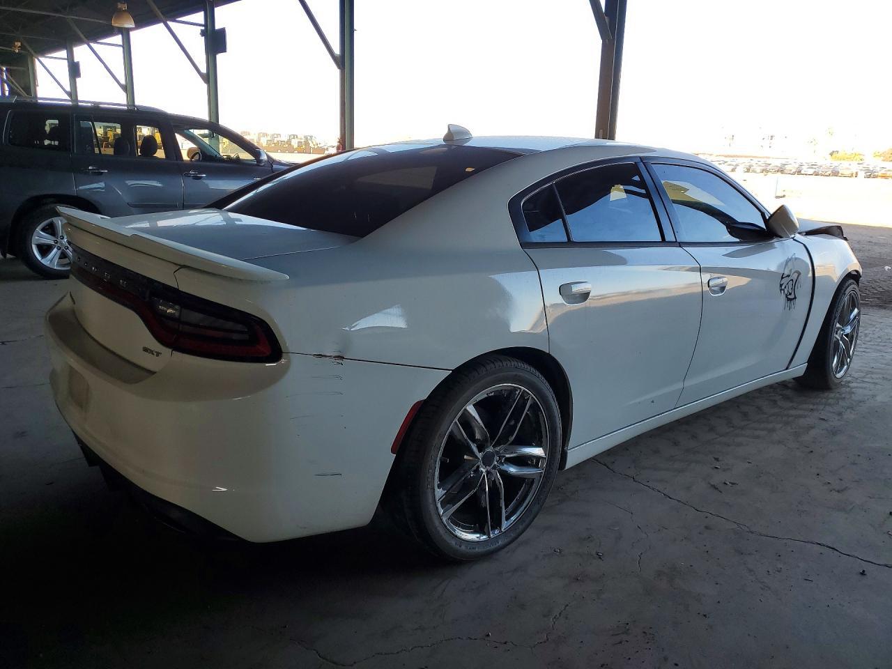 2016 Dodge Charger Sxt - Фото 5