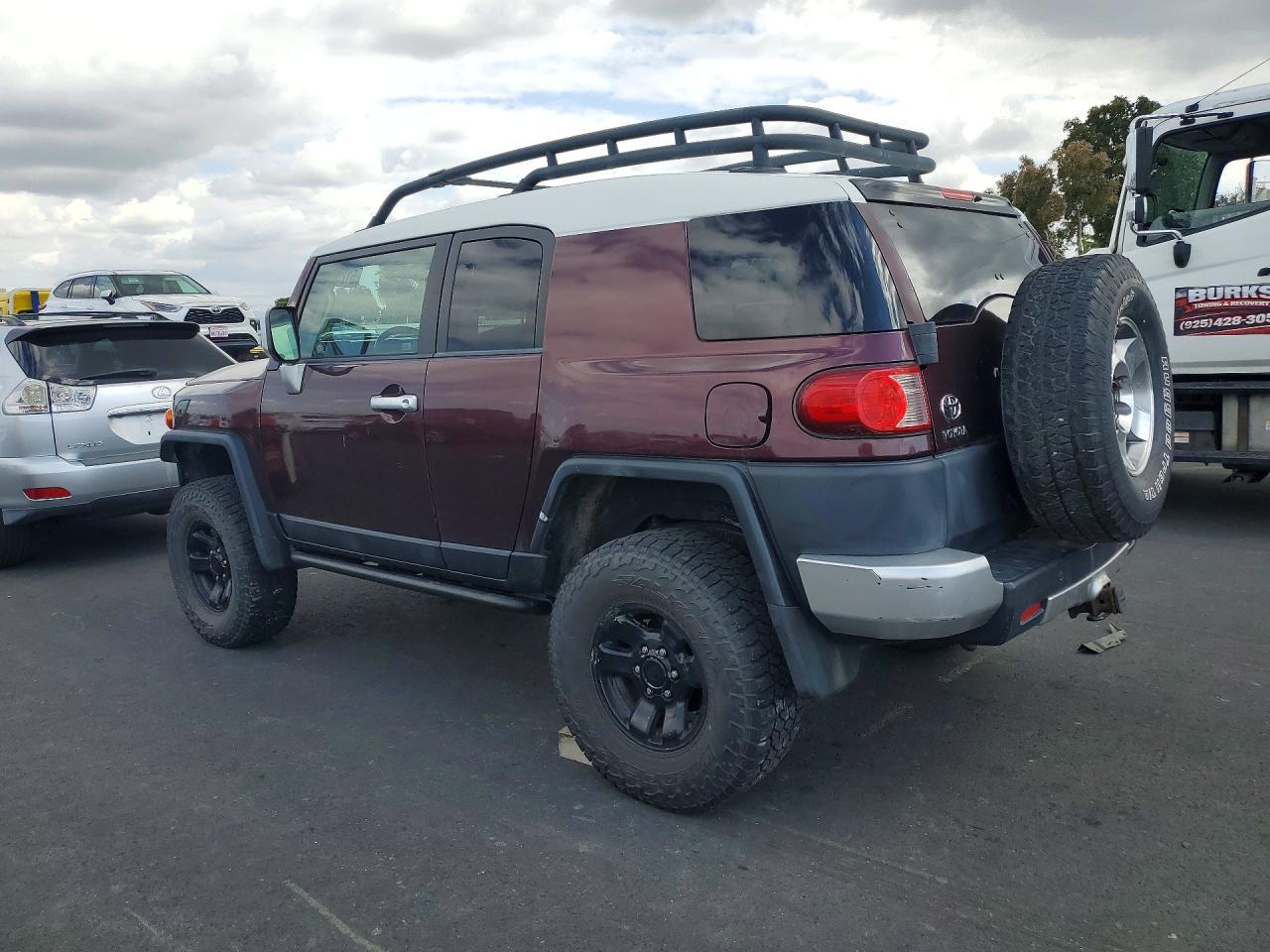 2007 Toyota Fj Cruiser Base - Image 2
