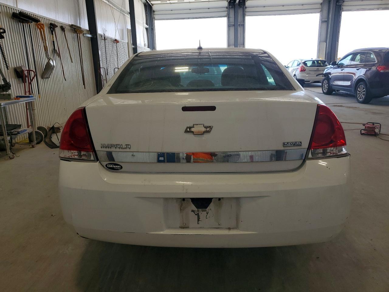 2010 Chevrolet Impala Ls - Фото 6