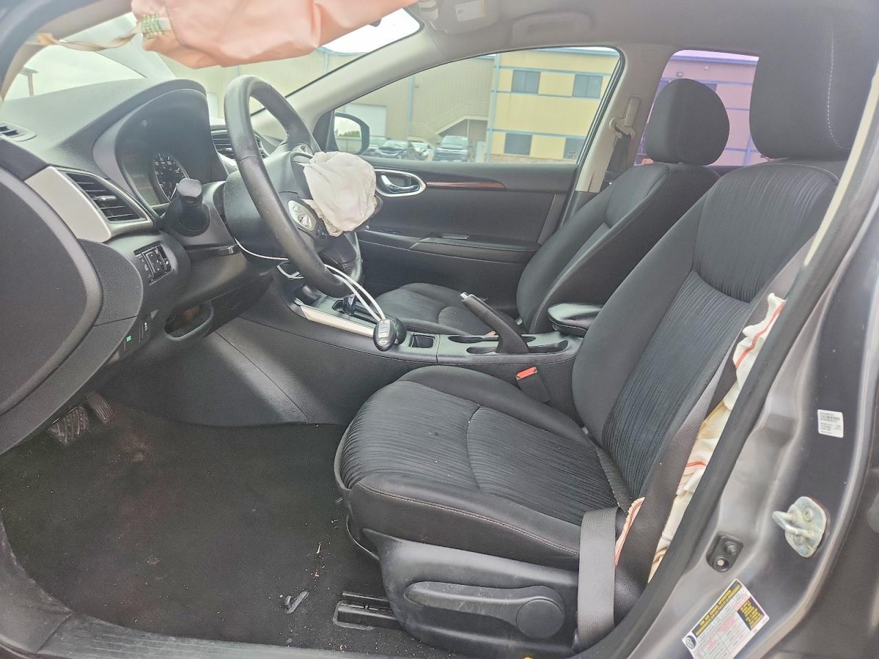2019 Nissan Sentra - Фото 7