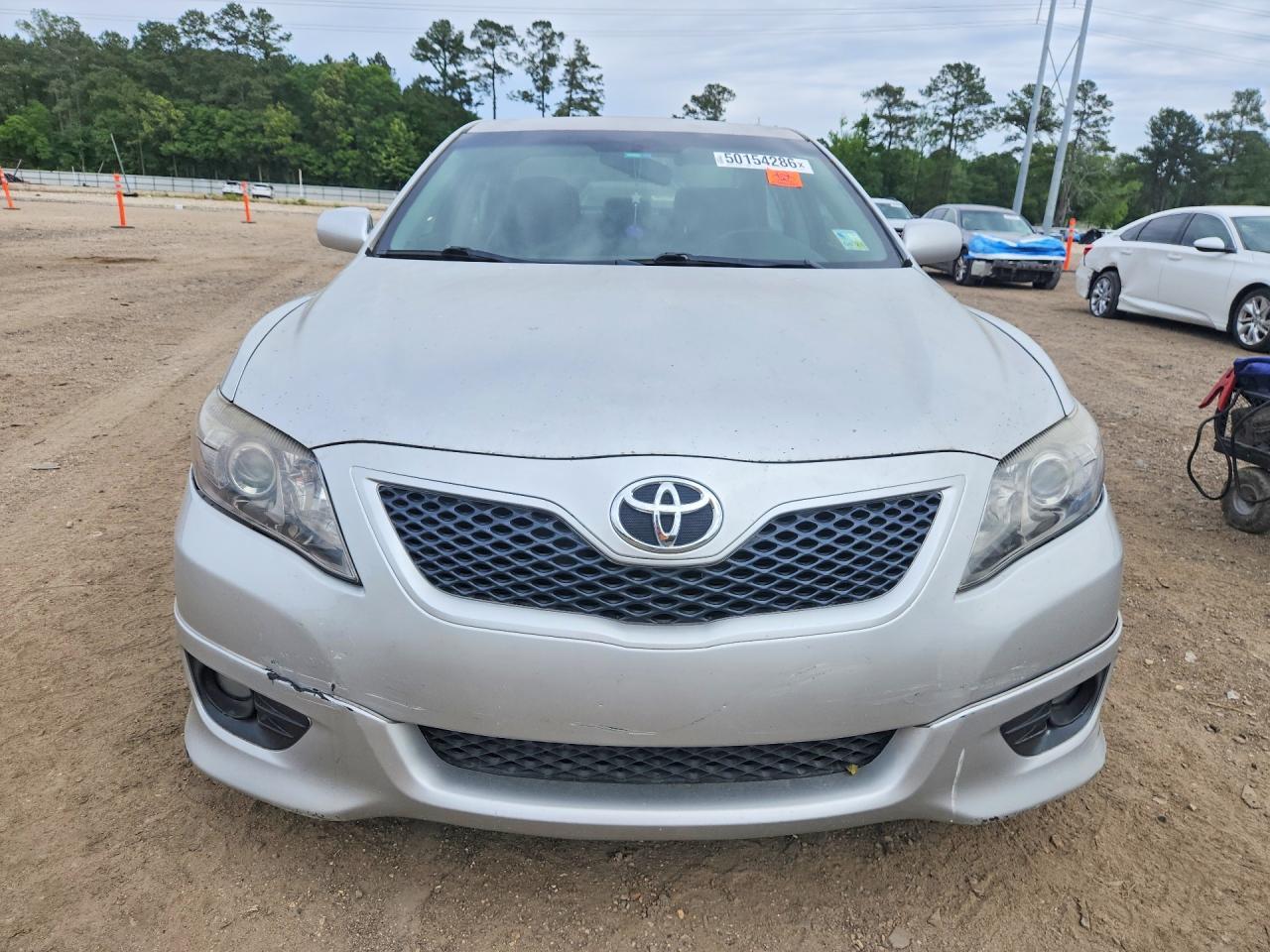 2010 Toyota Camry Se - Фото 5