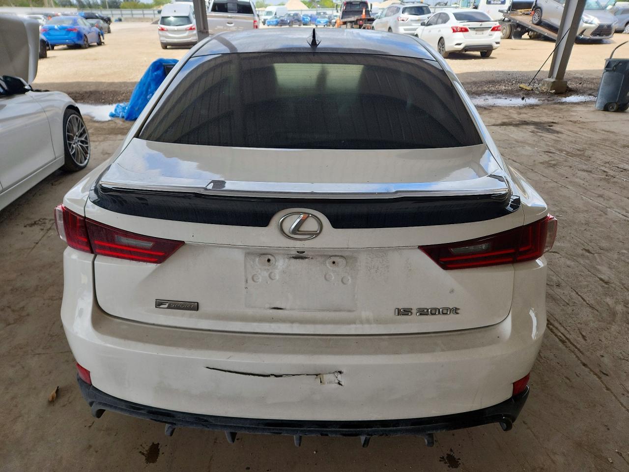 2016 Lexus Is 200T Base - Фото 6