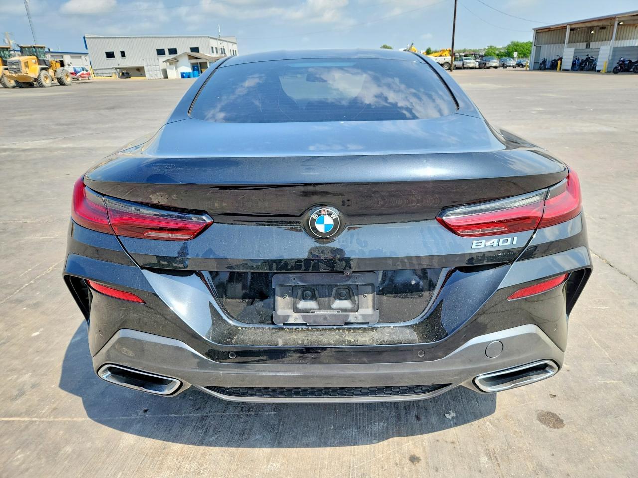 2022 BMW 840I - Фото 6