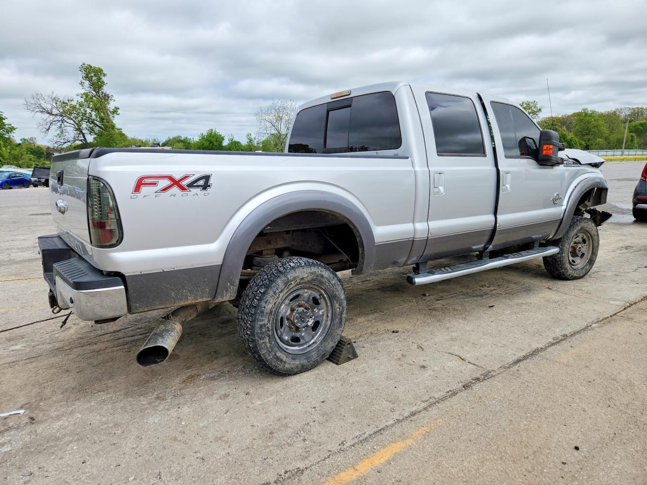 2013 Ford F250 Super Duty - Фото 3