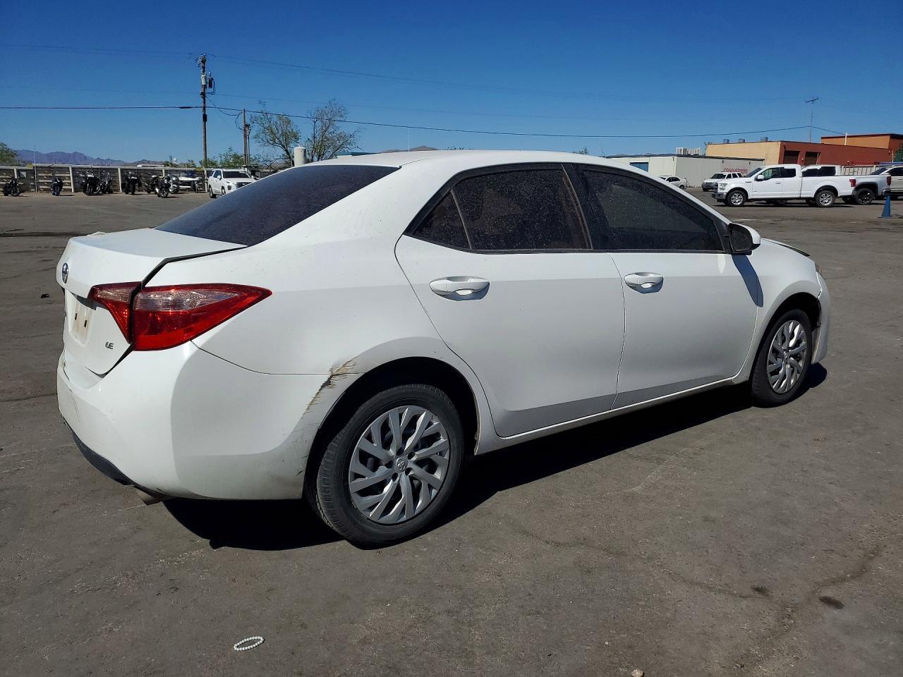 2019 Toyota Corolla Le - Фото 3