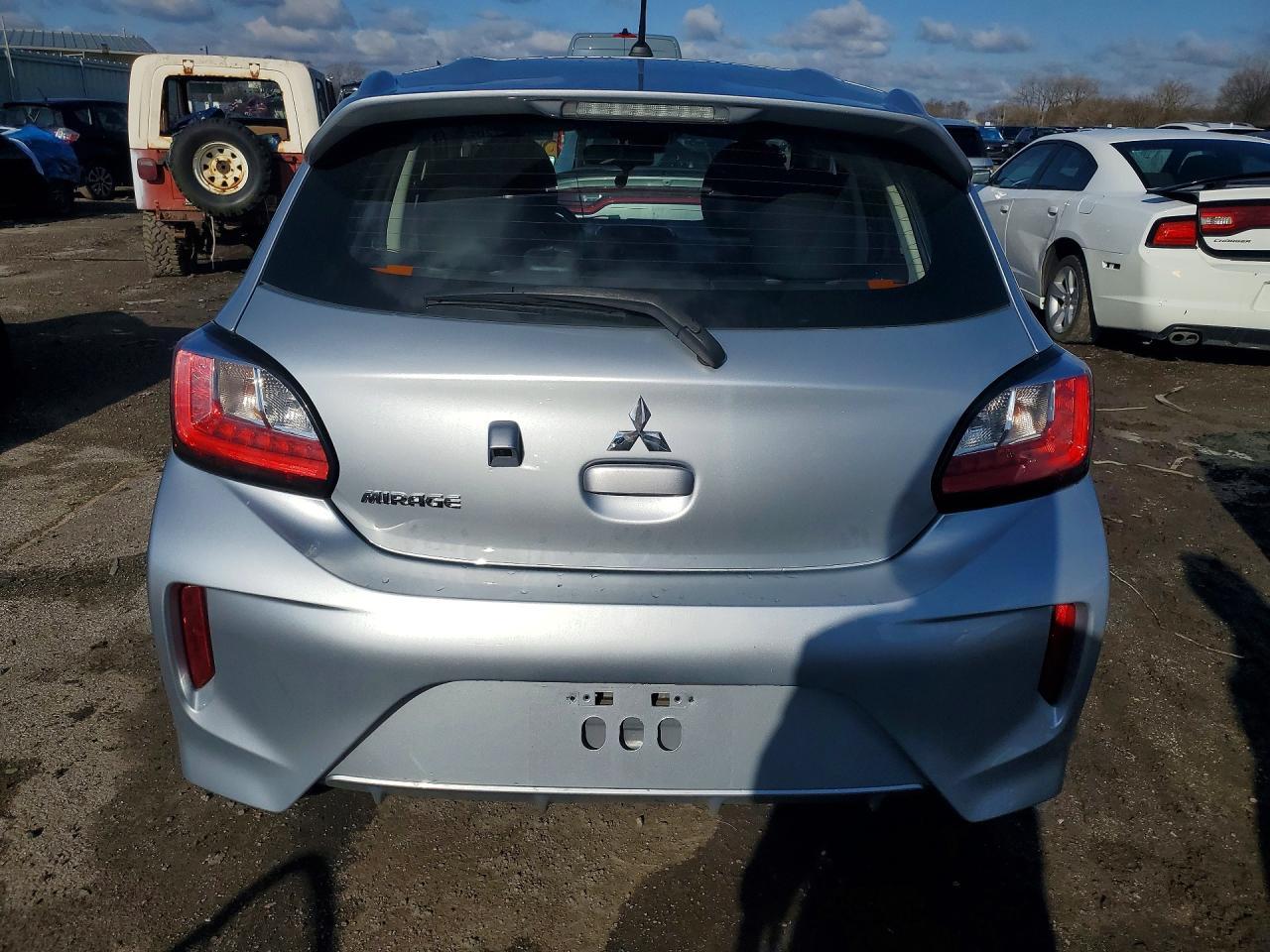 2022 Mitsubishi Mirage Es - Image 6