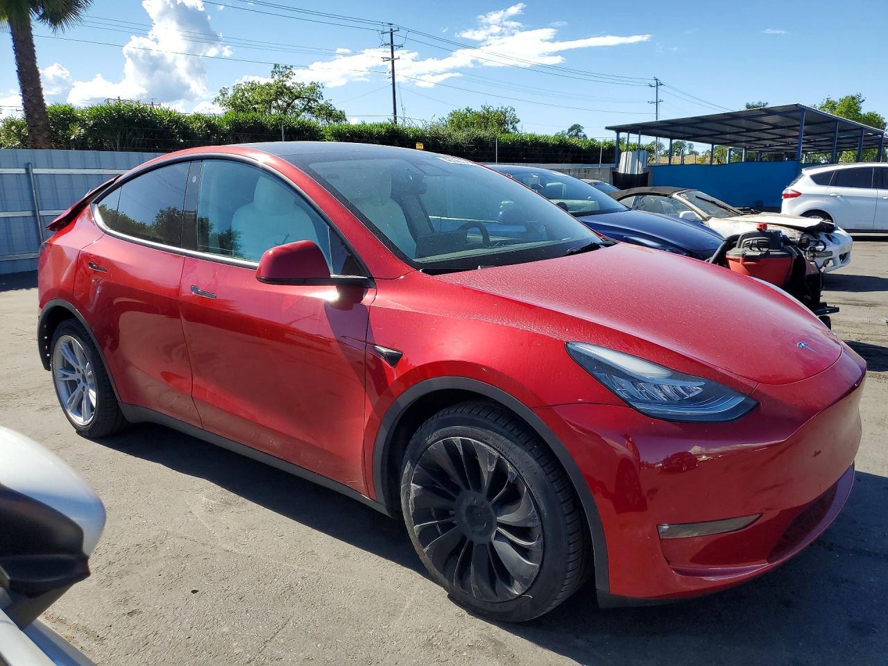 2022 Tesla Model Y - Фото 4
