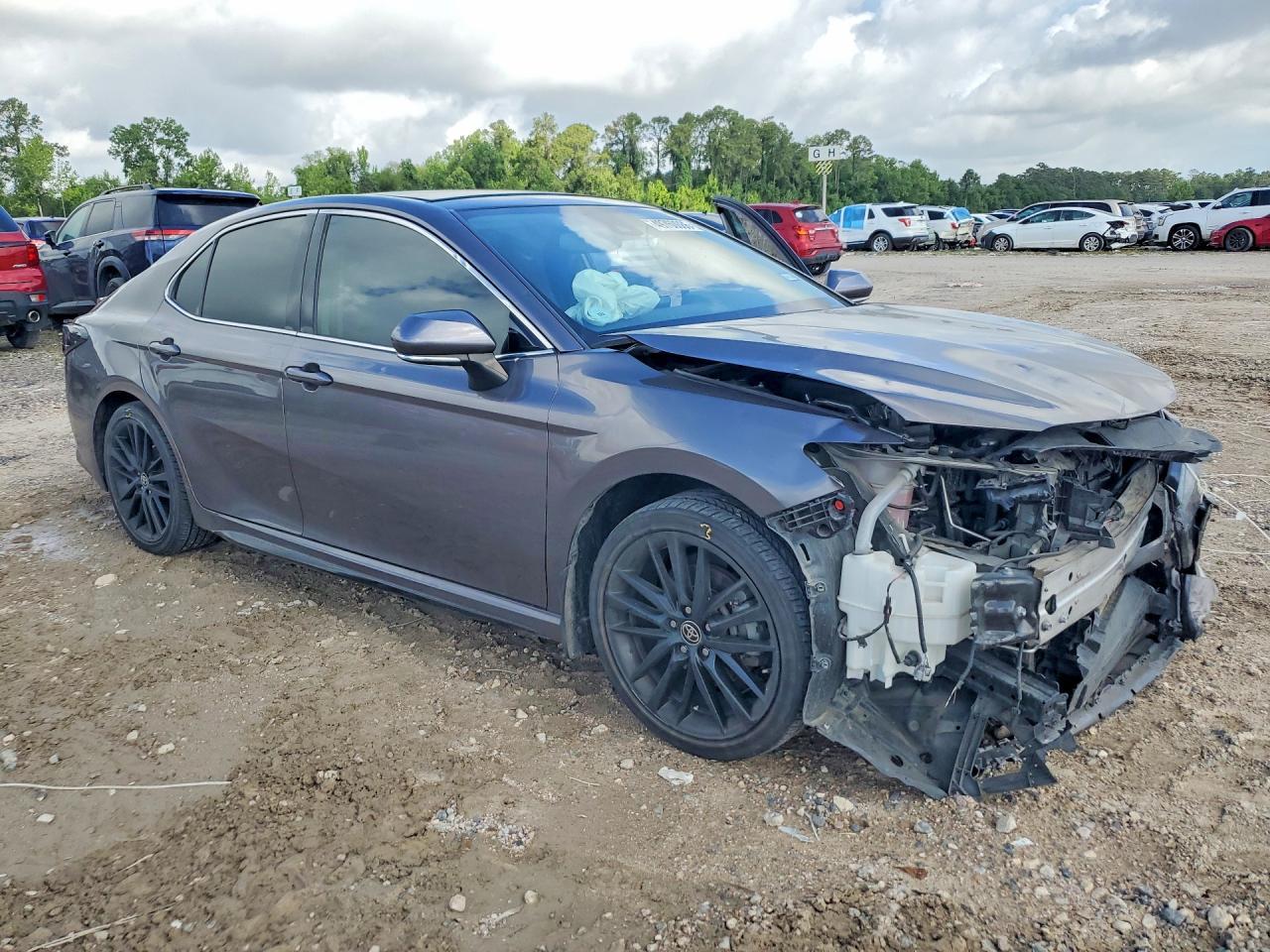 2023 Toyota Camry Xse - Image 4