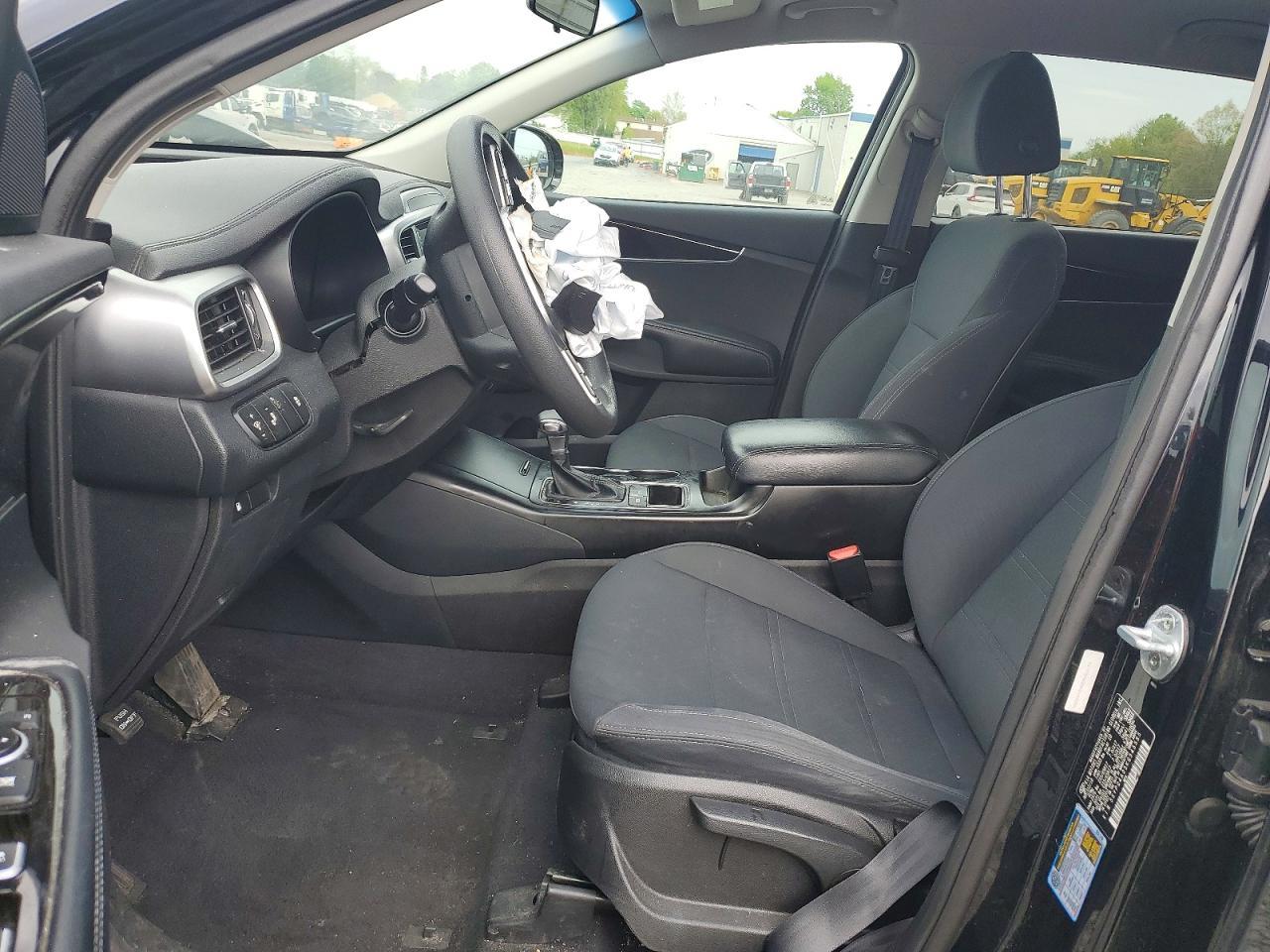 2019 Kia Sorento Lx - Image 7