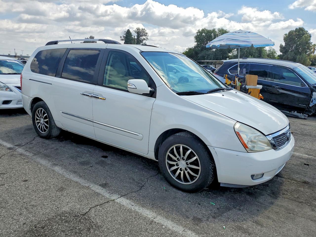 2012 Kia Sedona Ex - Фото 4